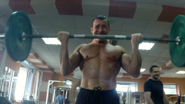 Training смотреть онлайн