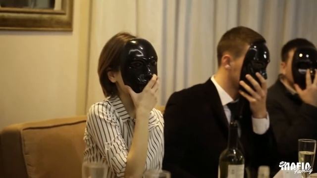 MAFIA FAMILY в гостях у Wall Decor