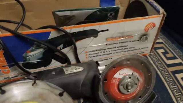 Можно ли болгаркой штробить стены ? Какую выбрать болгарку для штроб ? смотреть онлайн