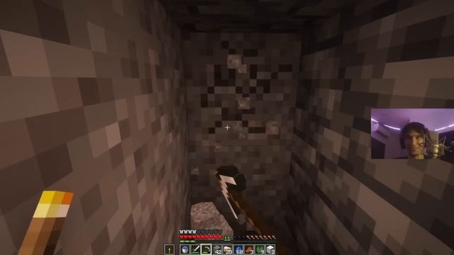 Серега Пират В ПОИСКАХ ПЕРВОГО АЛМАЗА В МАЙНКРАФТЕ С ШЕЙДЕРАМИ! Лучшее Серега Пират! смотреть онлайн