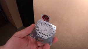 Как поменять одноклавешный выключатель своими руками замена выключателя электрика в доме ремонт