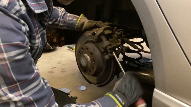 #38 Replacing Audi Brake Discs & Pads | Audi A3 | 4K Ultra #audi смотреть онлайн