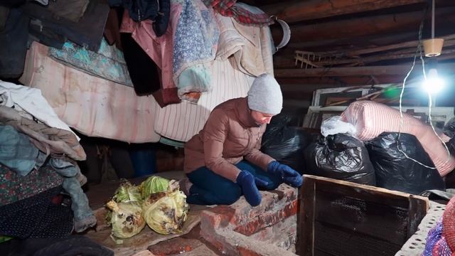 ЗАКВАСИЛИ КАПУСТУ НА ВСЮ ЗИМУ | УБРАЛИ ПОРОСЕНКА | ПРИТОПОЧНОЕ ЖЕЛЕЗО К ПЕЧИ И ЖАРЕНЫЕ МАНТЫ