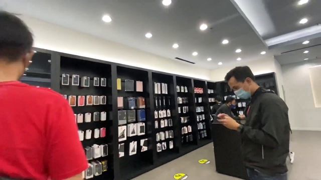 Vlog Patricia Beli Iphone 11 Pro di Ibox смотреть онлайн