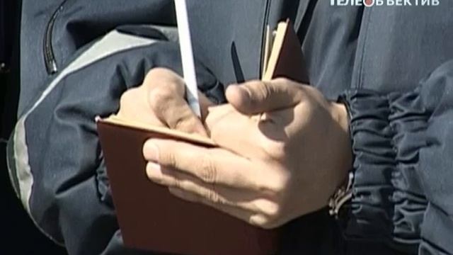 Развод полиции на Театральной площади смотреть онлайн
