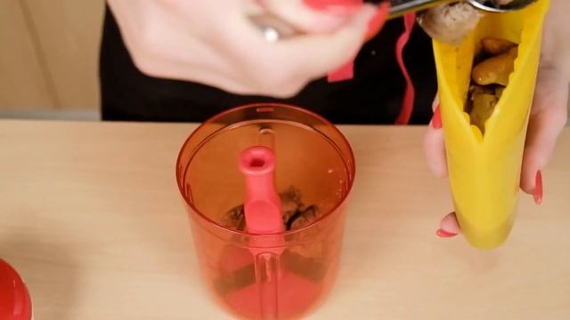 Печеночный паштет быстро вкусного приготовления. Силиконовый контейнер 540 мл смотреть онлайн