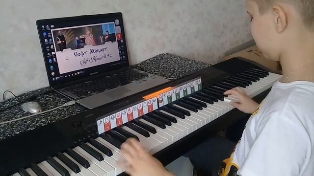 Упражнение До мажор в расходящемся и сходящемся движениях смотреть онлайн