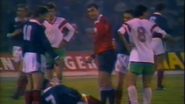 България - Шотландия 1990