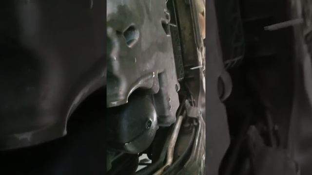 2006 Volvo XC90 2.5T - Coolant leak смотреть онлайн