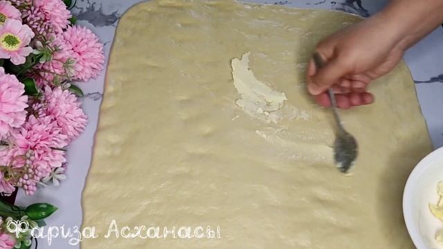 Синнабон булочки. Өте дәмді синнабон булочкилары. қазақша рецепт смотреть онлайн