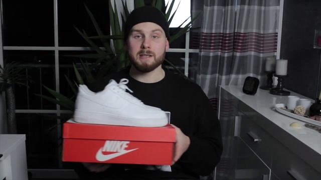 MEINE 2 NEUEN SNEAKER | Saint Moré смотреть онлайн