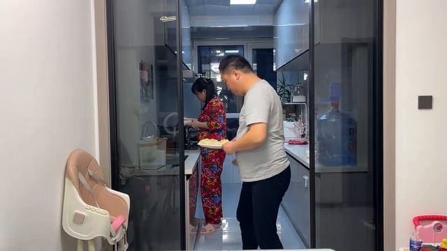 今天网约车挣80，回家包牛肉蒸饺，麻辣烫，喝散白，聊聊315晚会 смотреть онлайн