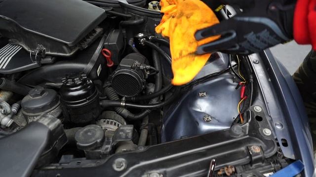 BMW e46 Carbon Fiber Performance Intake INSTALL + SOUND COMPARISON!! смотреть онлайн