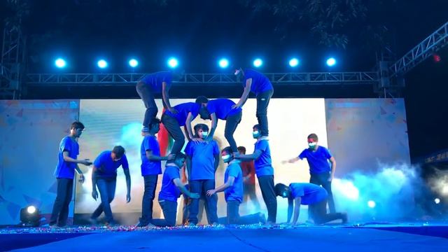 TOP10🔥🔥HUMAN PYRAMID🔥SUBSCRIBE🔥🔥INDIAN BOYS IN🔥CHINA🔥EASY PYRAMID STEPS🔥Jinggangshan University смотреть онлайн