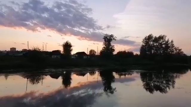 Пиццерия,закат у речки... смотреть онлайн