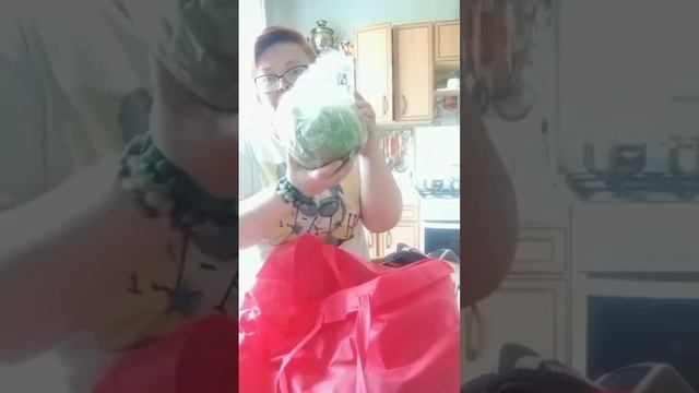 Давно не было и вот опять )) распаковка продуктов из Перекресток смотреть онлайн