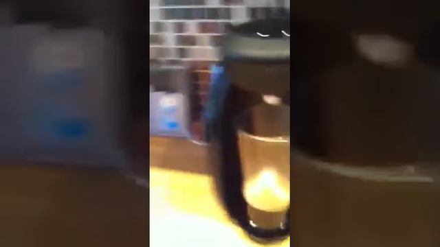 How to make a latte with Tassimo T20 Coffee Machine смотреть онлайн