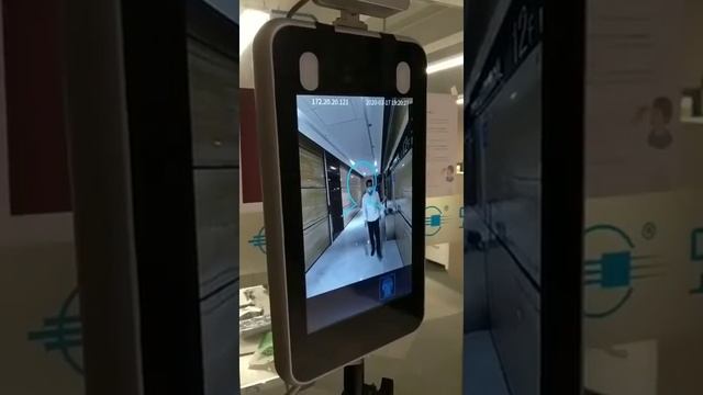 Терминал бесконтактного распознавания лиц Jovision JVS FRT P8 с тепловизором смотреть онлайн