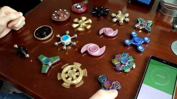 Фиджет Спиннеры огромная куча тестируем вращение  |  Powerful Spinners a huge pile of test rotation