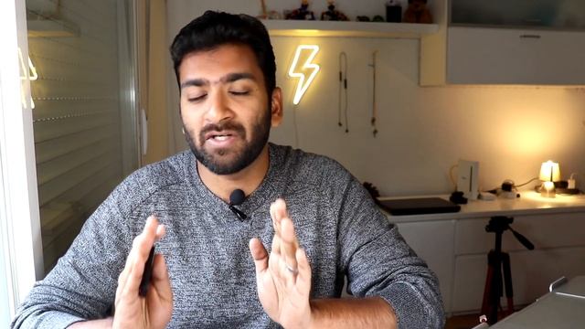 What is the Difference between Hub Vs Switch Vs Router? Explained in Malayalam - Simple Networking смотреть онлайн