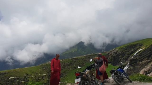 Manali vibes смотреть онлайн
