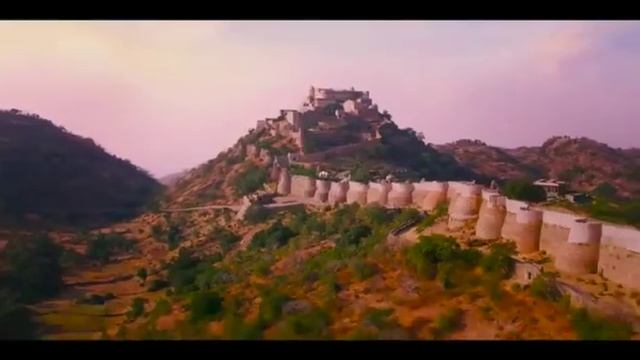 Jain thirth Delwara ( Santi -karam) strotre rachna sthal me maha Mangal Kari praan pritsha смотреть онлайн