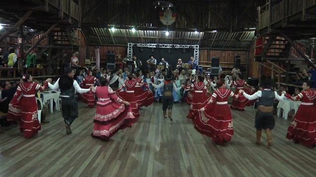 APRESENTAÇÃO DAS INVERNADAS - ANIVERSÁRIO DE 74 ANOS DO 35 CTG смотреть онлайн