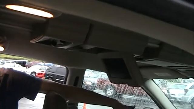 2007 Chrysler Town & Country LWB смотреть онлайн