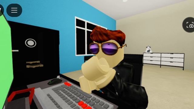 типично мой брат пытается включить комп