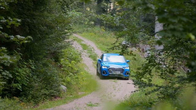 Audi Q3 2020 Sportback Conducción | Exterior | Interior Metraje De Video смотреть онлайн