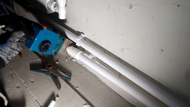 Как сделать двухтрубное отопление своими руками.How to make two-pipe heating with your own hands. смотреть онлайн