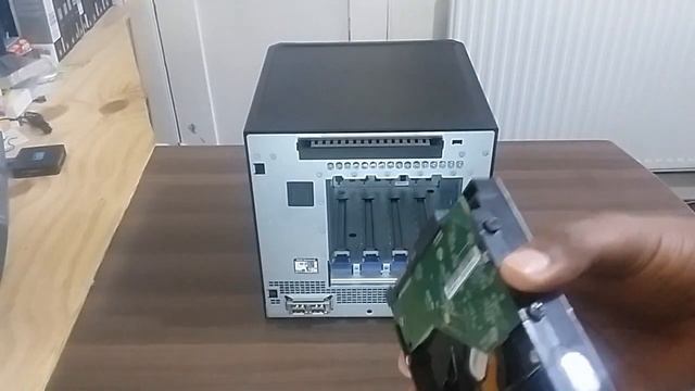 HPE Proliant MicroServer Gen10 - Tour смотреть онлайн