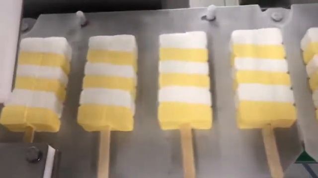 Matrix extrusion tunnel model TCL 4-6000 with 2 flavour stick ice cream #icecream #extrusion #matri смотреть онлайн