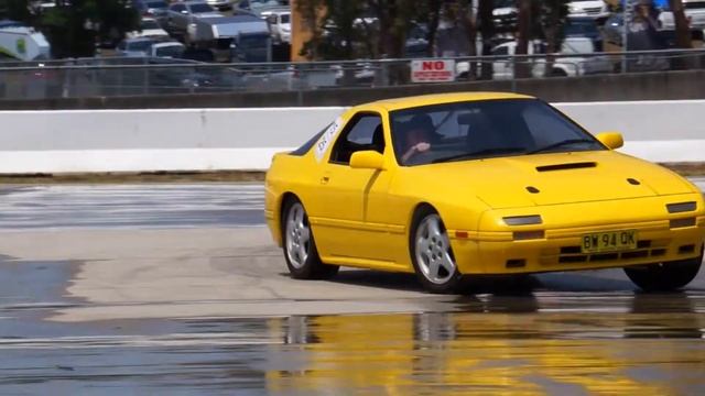 Mazda RX7 - Sydney Motorsport Park смотреть онлайн