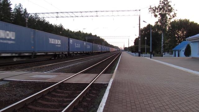 "Одумался" ВЛ80с-652 с грузовым составом смотреть онлайн