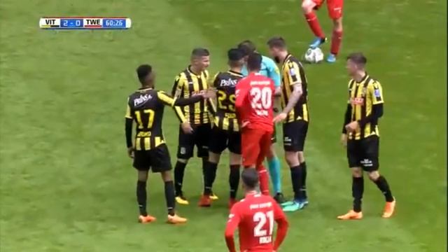 Yellow card to referee!? смотреть онлайн