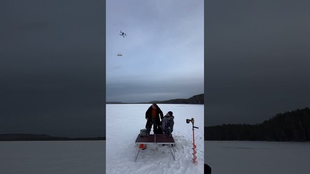 Зимняя рыбалкаВсегда бы так рыбачитьвот это сервис…. смотреть онлайн