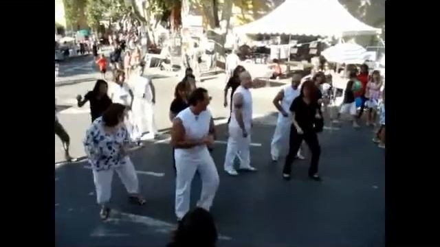 Amistad de la Salsa au forum des associations 2010 de Lambesc,Kudour et Bachata. смотреть онлайн