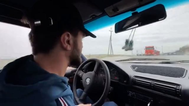 Гаджи и е34 делает смотреть онлайн