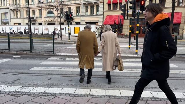 ЧТО НОСЯТ В СТОКГОЛЬМЕ В НАЧАЛЕ МАРТА. УЛИЧНЫЙ СТИЛЬ #швеция #скандинавия #sweden #streetstyle