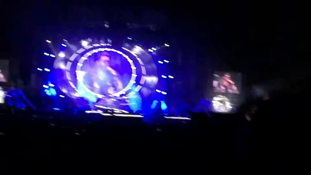 Queen + Adam Lambert Live Hinwil смотреть онлайн