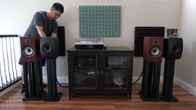 KEF LS50 vs B&W 706 S2 Speakers Sound Sample смотреть онлайн