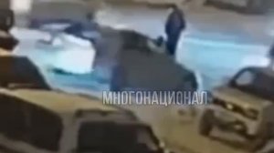 В Южно-Сахалинске мигрант избил девушку за отказ с ним знакомиться.