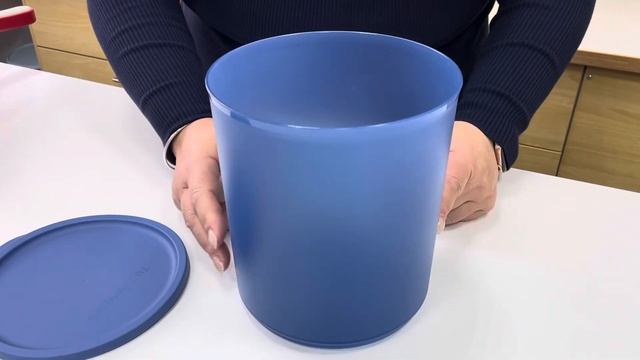 Контейнер Цилиндрикс 3.3 л заменит 3-х литровую стеклянную банку tupperware