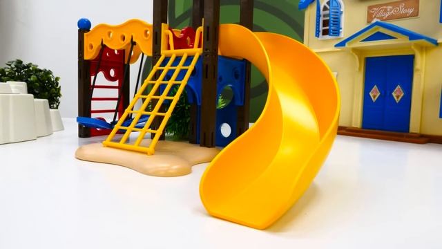 Guardería Infantil para niños. Dibujamos con juguetes pequeños.Vídeos de preescolar. смотреть онлайн