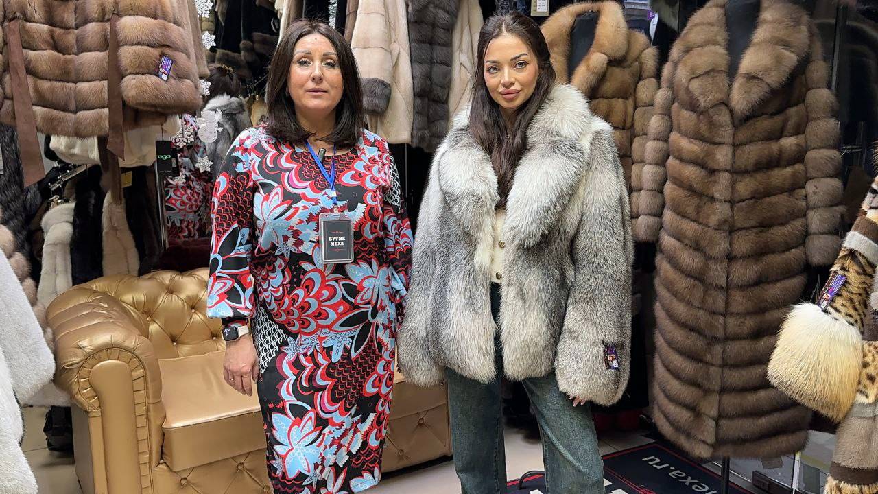 Бутик меха у Романа. Шубы на Садоводе.mp4 смотреть онлайн