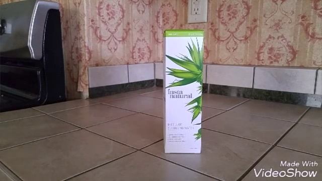 Micellar Cleansing Water by InstaNatural Review [TOMOSON REVIEW] смотреть онлайн