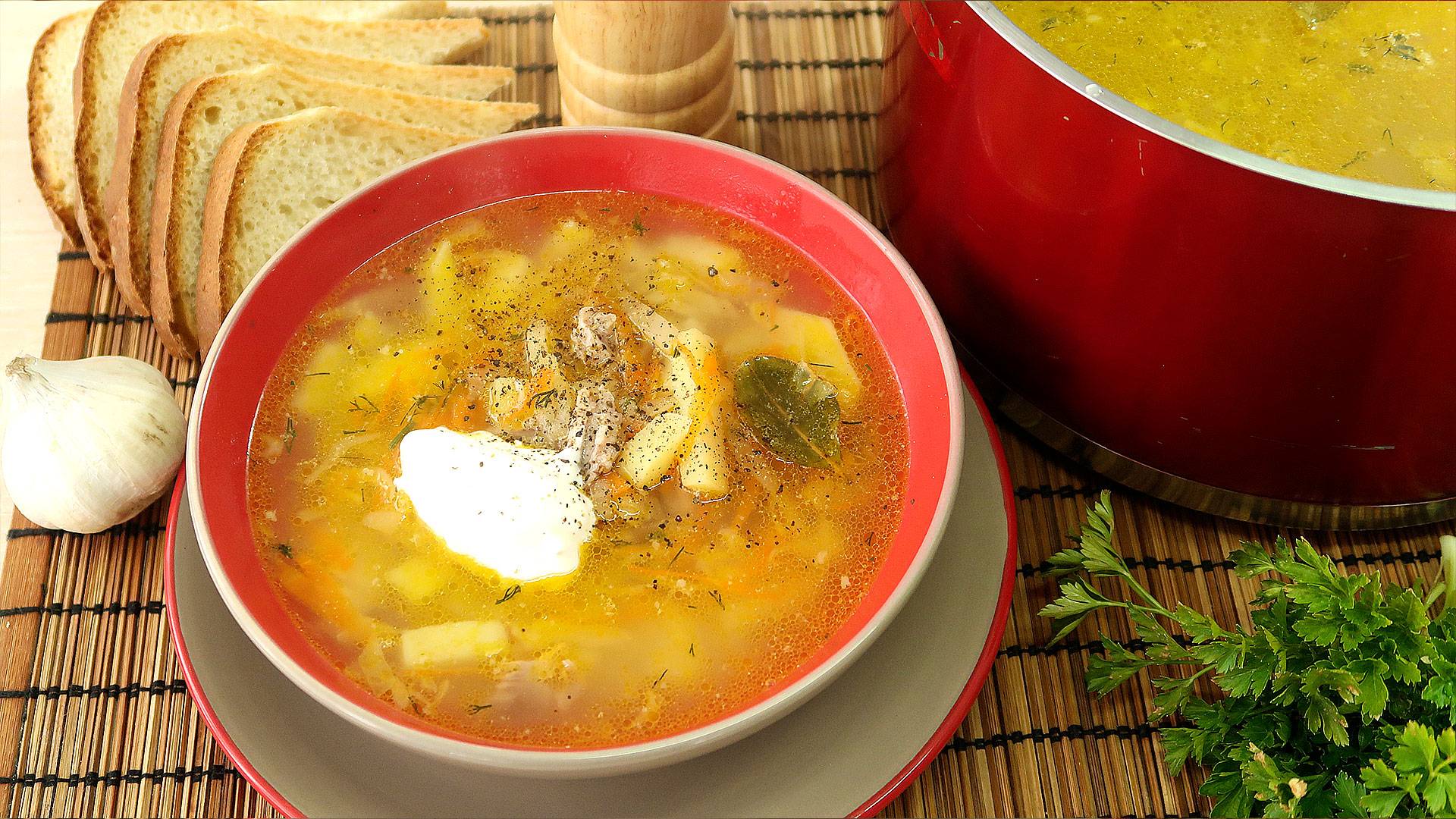 Сибирские щи с квашеной капустой. Вкусно и сытно. смотреть онлайн