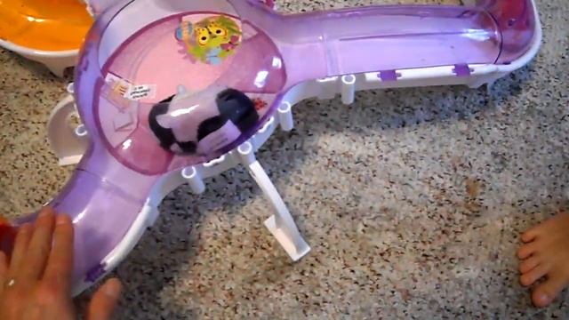 Zhu Zhu Pets BIG CITY SKY MALL PLAYSET смотреть онлайн