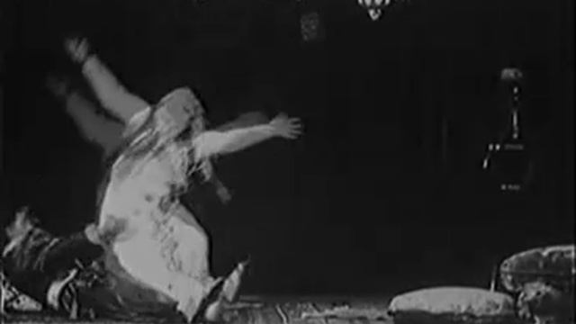 Charlie Chaplin - A Night In The Show